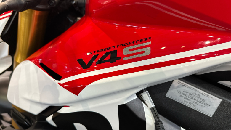Ducati Streetfighter V4 S Red (22MY)